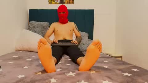 yeisongomezz online show from November 30, 6:37 pm