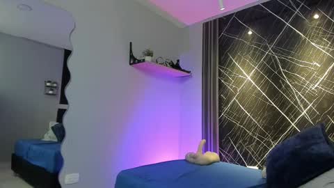 yelena03 online show from March 4, 10:29 pm