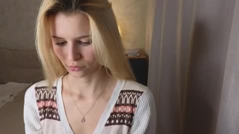 Yenna online show from April 3, 4:36 pm