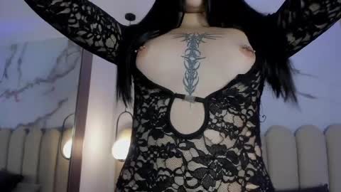 yennifer_01 online show from May 7, 3:19 pm
