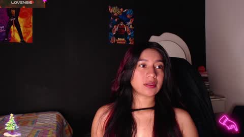 Yesi online show from December 3, 2:22 pm