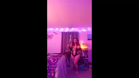 yesdaddy576415 online show from March 18, 12:44 pm