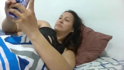 yessica and andres online show from March 20, 4:06 am