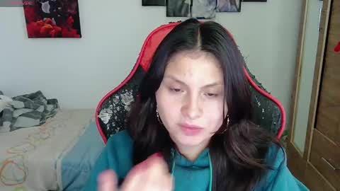 yessica_gomez01 online show from May 23, 10:39 pm