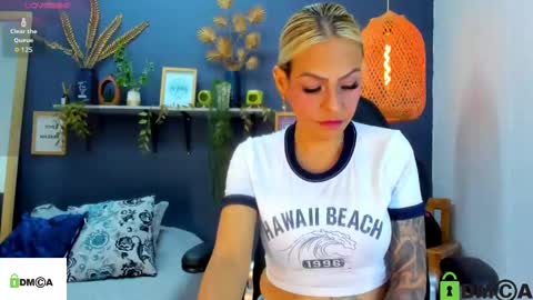 yessika_parker online show from October 25, 3:07 am