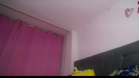 Yiny online show from February 15, 9:41 am