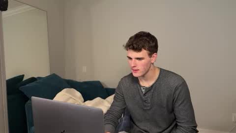 yngdesire1 online show from December 23, 7:36 am