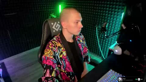 You can ask my name in pm online show from November 26, 4:15 pm