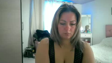 yokiko online show from December 4, 4:17 pm