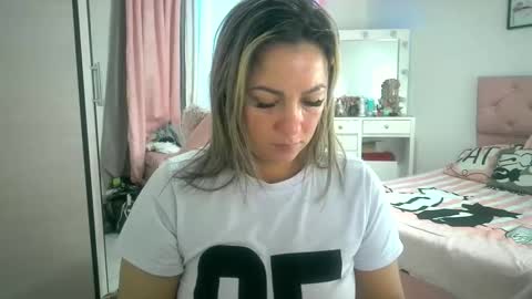 yokiko online show from November 19, 3:22 pm