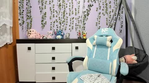 yoonhee_ki online show from March 24, 6:03 pm