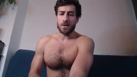 Yoooups online show from January 13, 3:31 pm