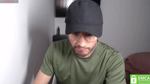 yoshy_man online show from March 18, 3:23 am