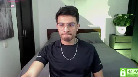 yoshy_man online show from September 30, 4:12 am