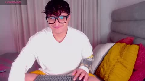 Yossef online show from June 10, 10:47 am