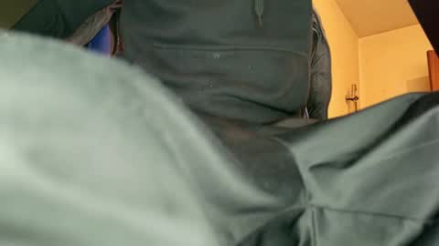 you_secret_boy online show from December 15, 9:56 am