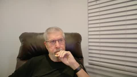 Colorado Guy Straight online show from February 9, 1:26 pm