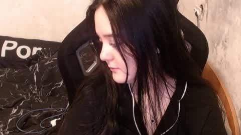 Snapshot of your_8a8y chatting on October 14, 7:22 am your_8a8y online show from October 14, 7:22 am