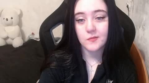 Snapshot of your_8a8y chatting on December 2, 12:46 pm your_8a8y online show from December 2, 12:46 pm