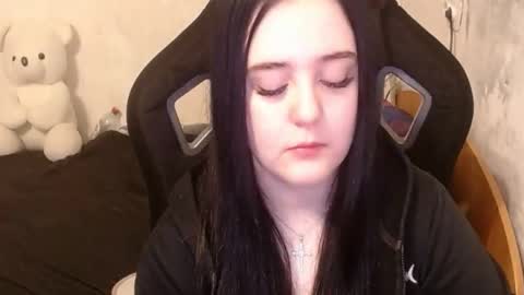 Snapshot of your_8a8y chatting on December 2, 3:53 pm your_8a8y online show from December 2, 3:53 pm