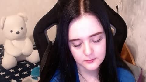 Snapshot of your_8a8y chatting on December 17, 3:38 pm your_8a8y online show from December 17, 3:38 pm