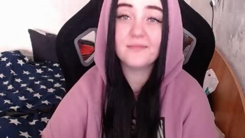 Snapshot of your_8a8y chatting on March 11, 8:08 am your_8a8y online show from March 11, 8:08 am