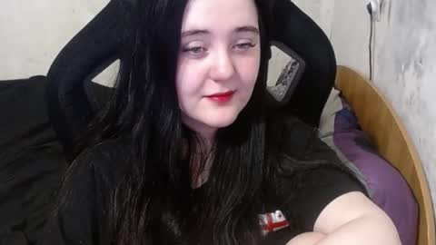 Snapshot of your_8a8y chatting on February 25, 7:06 pm your_8a8y online show from February 25, 7:06 pm