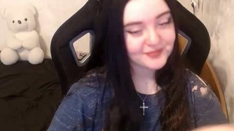 Snapshot of your_8a8y chatting on January 6, 6:36 am your_8a8y online show from January 6, 6:36 am