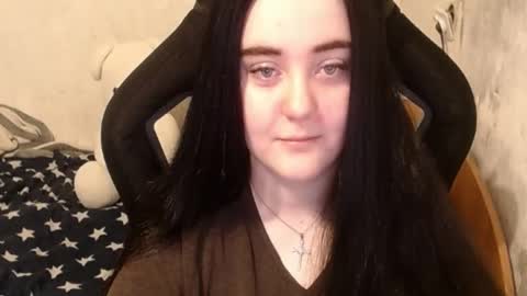 Snapshot of your_8a8y chatting on January 15, 11:32 am your_8a8y online show from January 15, 11:32 am