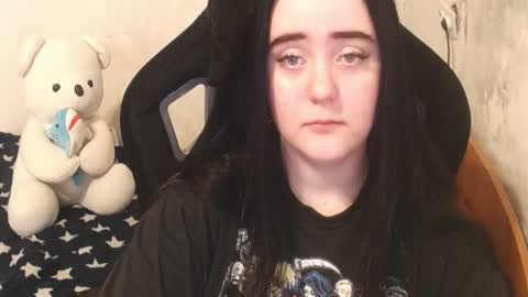 Snapshot of your_8a8y chatting on January 13, 8:47 am your_8a8y online show from January 13, 8:47 am