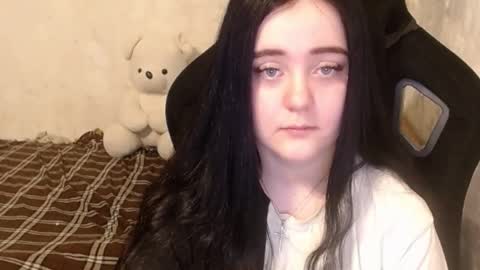 Snapshot of your_8a8y chatting on January 9, 11:25 am your_8a8y online show from January 9, 11:25 am