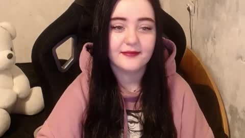 Snapshot of your_8a8y chatting on December 26, 10:59 am your_8a8y online show from December 26, 10:59 am