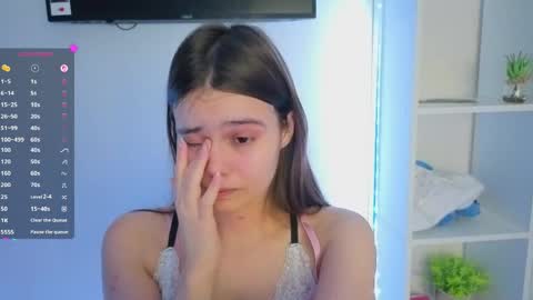 Julia Next stream  online show from April 8, 5:27 pm