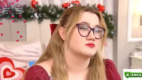 Nancy online show from March 25, 1:18 pm