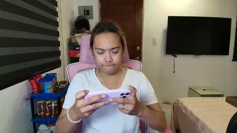 your_dreamgirlxxx69 online show from March 10, 11:36 am