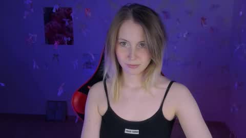 Ella online show from February 24, 4:43 pm