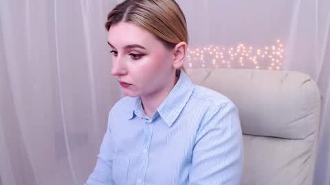 Freya online show from March 2, 10:35 am