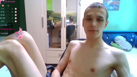 Mark online show from April 15, 11:02 am