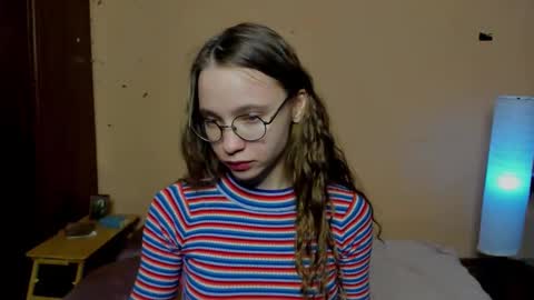 Leslie online show from March 8, 5:39 pm