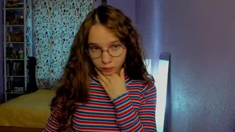 Leslie online show from November 1, 10:47 am