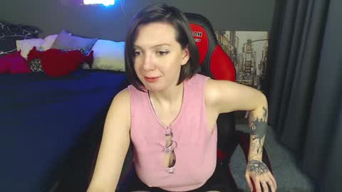 Snapshot of your_little_mom chatting on January 18, 1:40 pm Viky online show from January 18, 1:40 pm