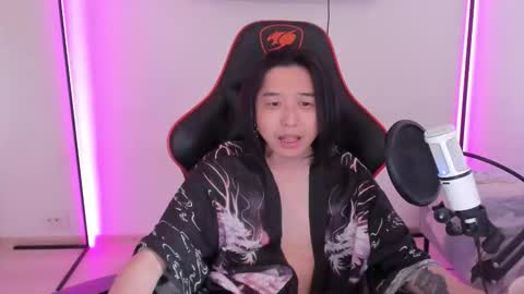 Han   online show from October 3, 11:18 am