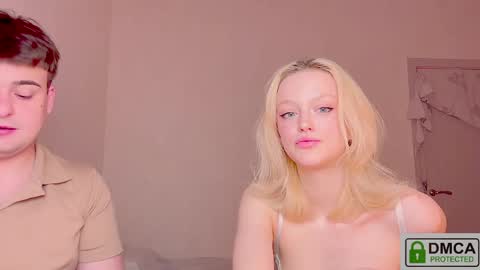 your_molly_mark online show from May 15, 11:45 pm
