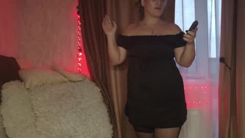 Anna online show from September 15, 4:08 pm