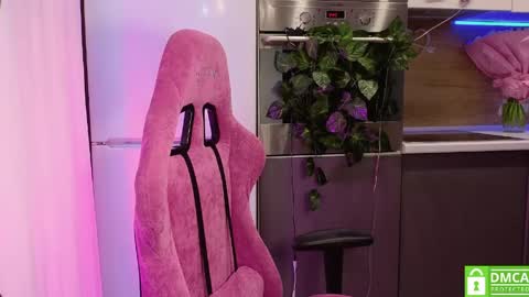 Alice  online show from April 10, 12:49 am