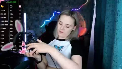 Molly online show from June 20, 2:18 am