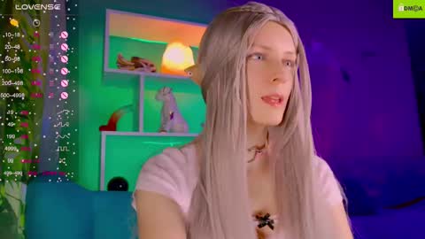 your_spring online show from October 31, 12:55 am