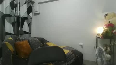 your_unmarriedwife online show from May 13, 8:24 am