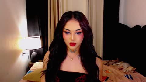 kim online show from January 11, 2:45 pm