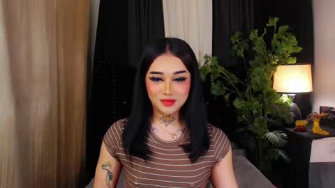 kim online show from December 5, 6:16 pm